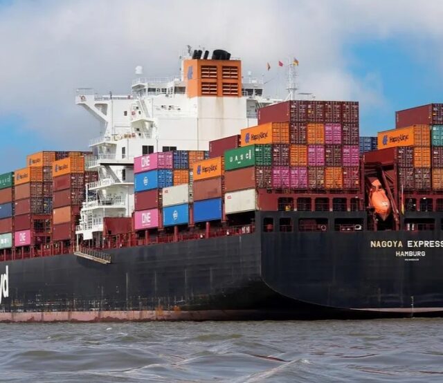 ship-7370332_1280(2)