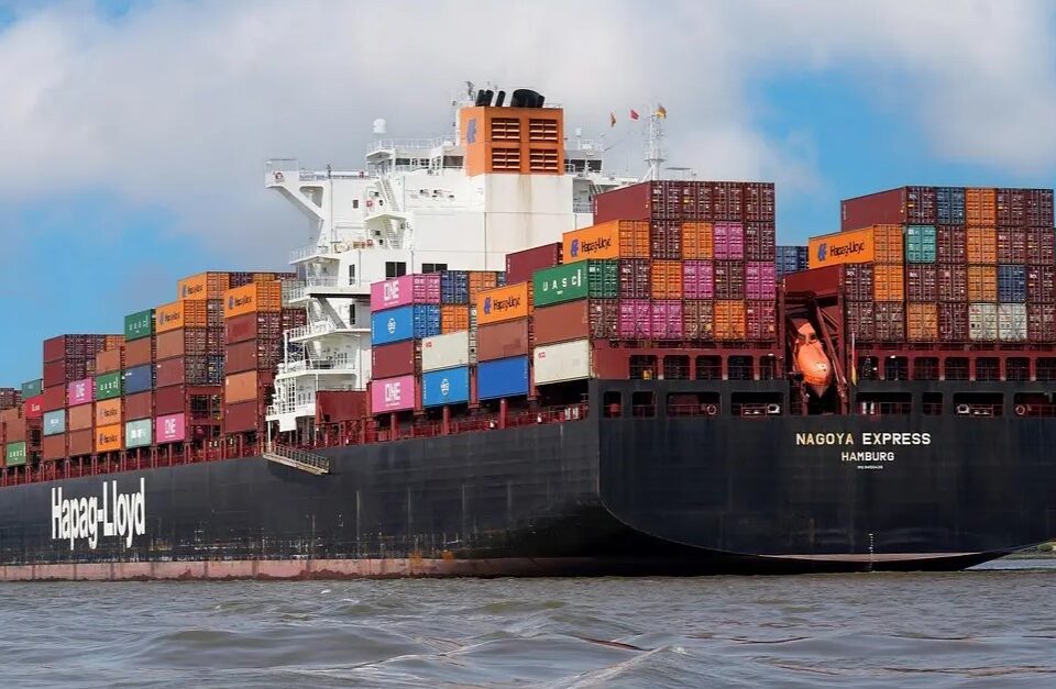 ship-7370332_1280(2)